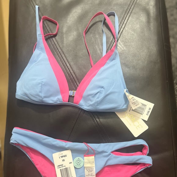 L*Space Seam-Free Finneas Bikini Top Blue/Pink -XS- NWT New with Tags! - Picture 7 of 16